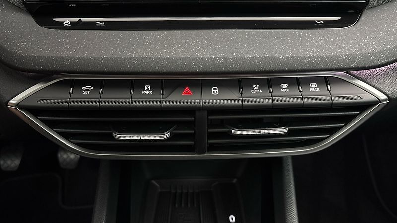 Škoda Octavia 2.0 TDI Style - fotka 13 z 27
