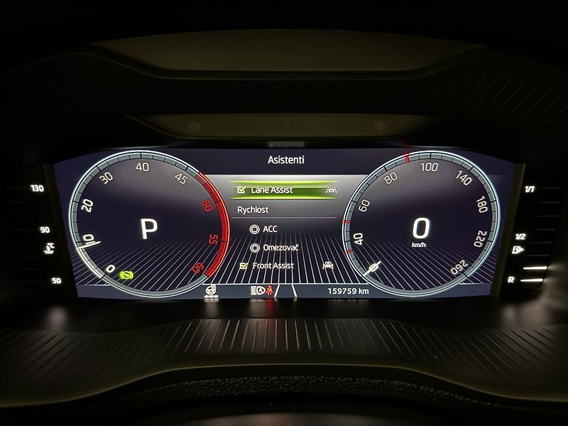 Škoda Karoq 2,0 TDi  DSG 4x4 Style Virtual - fotka 23 z 44