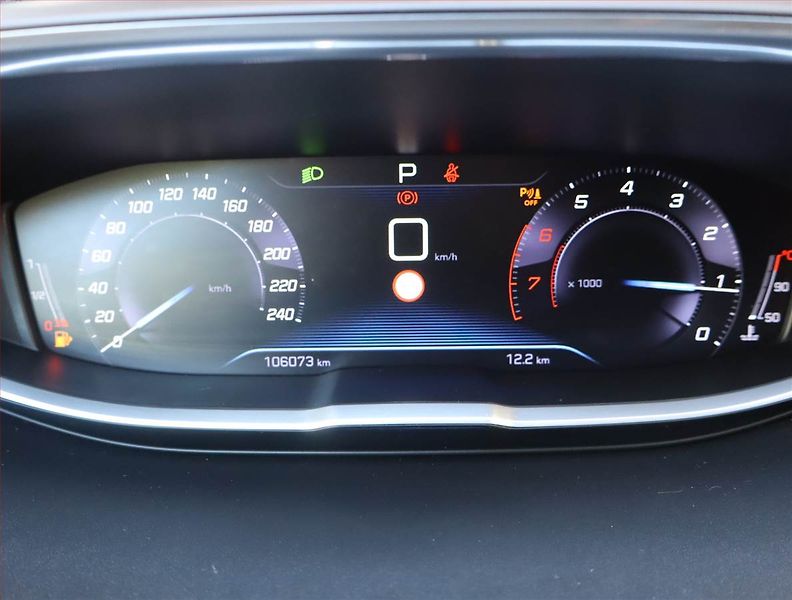 Peugeot 3008 (2017) 1.2 PureTech, Automat - fotka 11 z 22