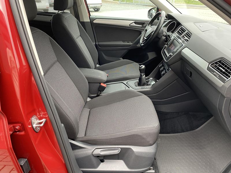Volkswagen Tiguan 1.4 TSI 110kW - 1xMAJ. - LED - fotka 39 z 44
