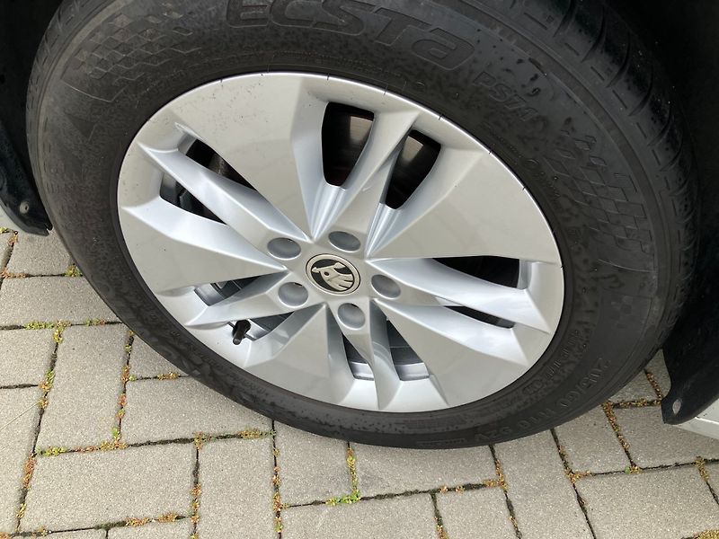 Škoda Octavia (2021) 2.0TDI AMBITION PLUS NAJ.43TKM - fotka 28 z 29