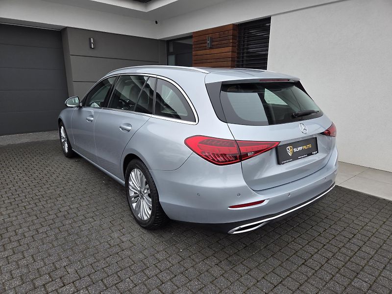Mercedes-Benz Třídy C 200d Touring MATRIX ACC - fotka 2 z 50