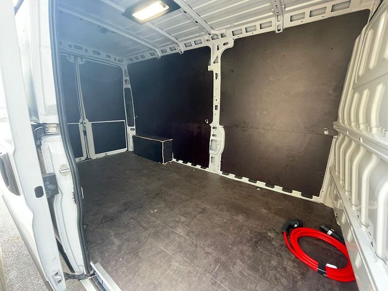 Toyota Proace Max EV 110kWH Active  L3H2 3.5H - fotka 24 z 26