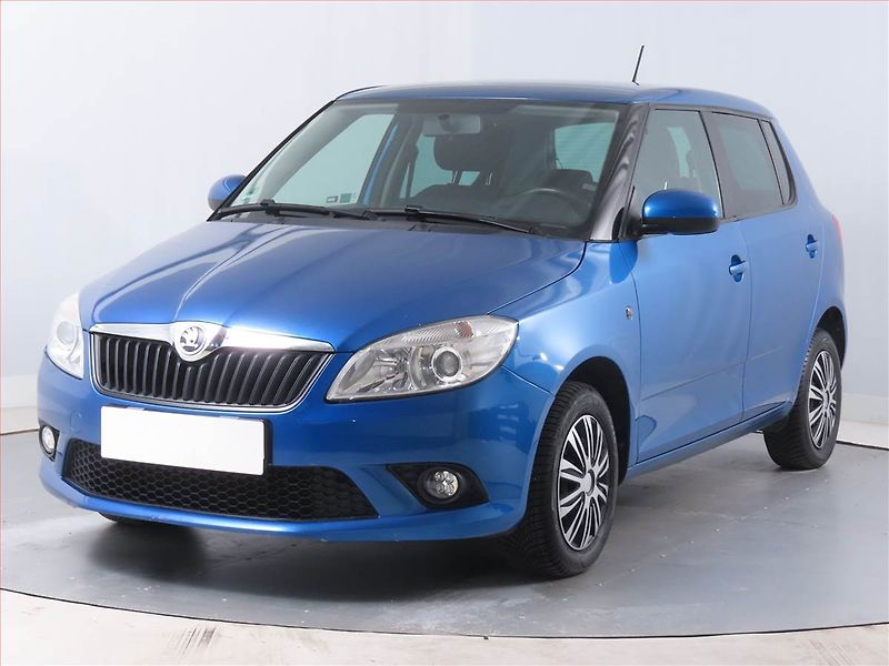 Škoda Fabia (2014) Ambition 1.2 TSI, Serv.kniha - fotka 2 z 14
