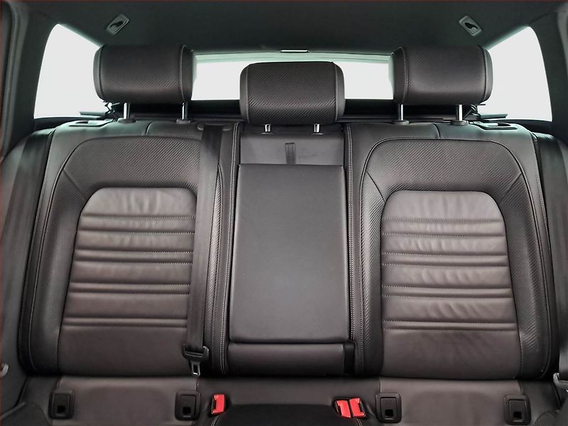 Volkswagen Passat (2017) R-Line 2.0 TDI, Automat, Kůže - fotka 10 z 19