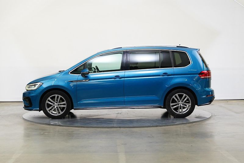 Volkswagen Touran - fotka 3 z 27