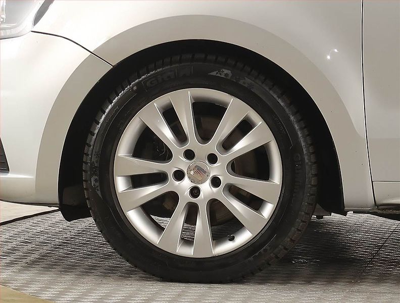 Seat Alhambra (2010) 2.0 TDI, Navi, Tempomat - fotka 15 z 26