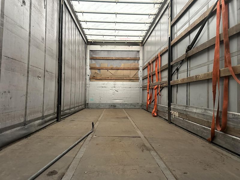 Iveco Eurocargo (2015) 120E28 SHRNOVAČKA MĚCHY E6 - fotka 21 z 35