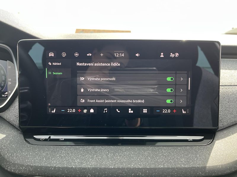 Škoda Octavia 2.0TDI TOP SELECTION - fotka 20 z 25