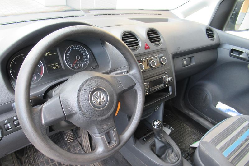 Volkswagen Caddy 1.6TDI KLIMA VŮZ NA OPRAVU !! - fotka 10 z 15