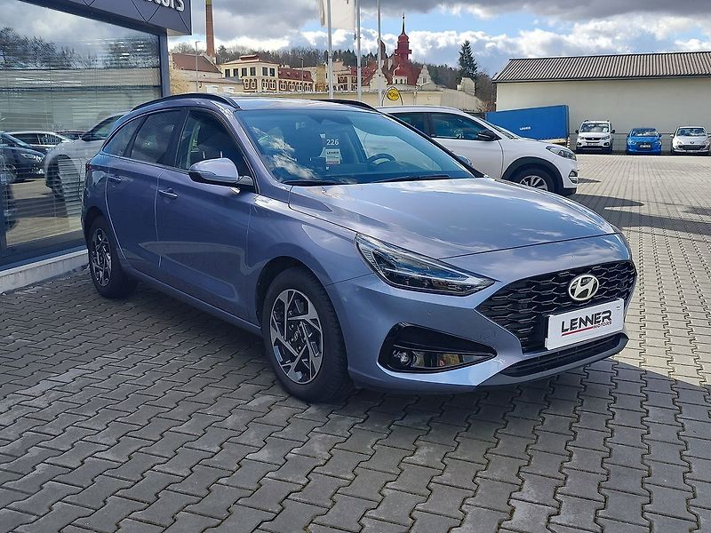 Hyundai i30 1.5 T-GDI/103kW Style Safety - fotka 3 z 34