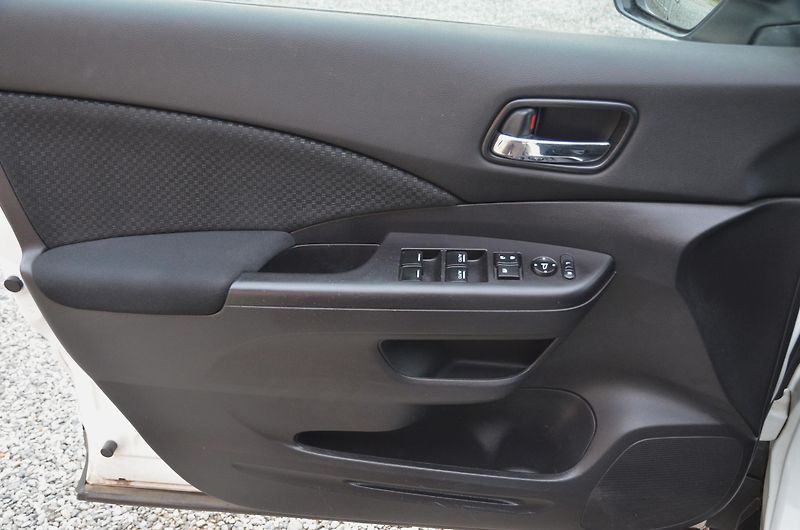 Honda CR-V (2017) 2.0i-VTEC 4x4 1.MAJ./ 88.700km - fotka 21 z 39