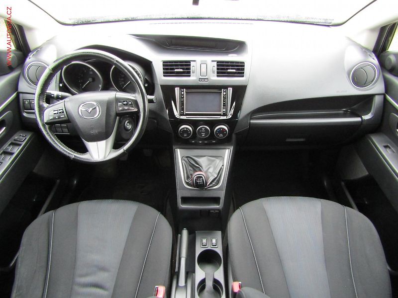 Mazda 5 (2012) 2.0i 7míst, autoAC - fotka 8 z 17