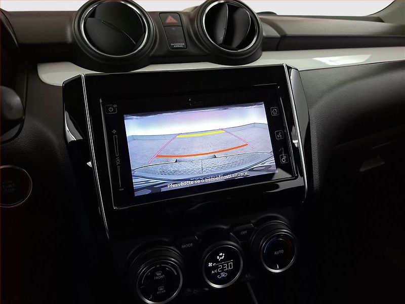 Suzuki Swift (2019) 1.0 BoosterJet, Automat, Navi - fotka 16 z 16