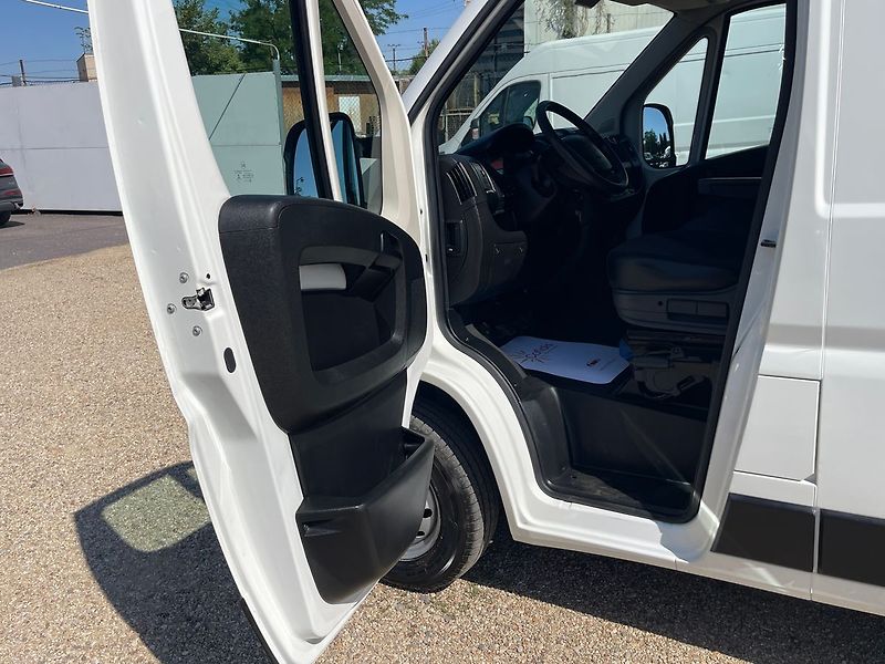 Peugeot Boxer 2.2bHDi 88kW*ZADÁNO* - fotka 15 z 25