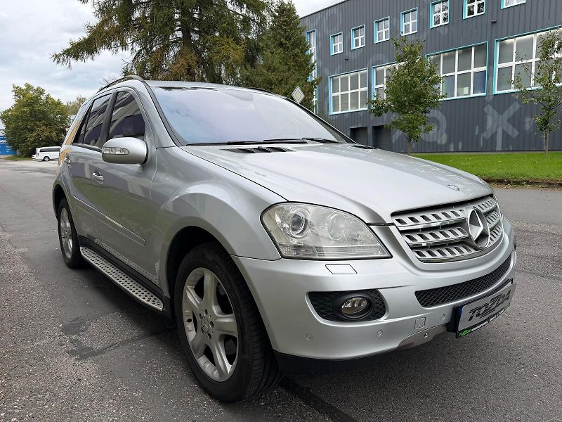 Mercedes-Benz Třídy M ML 320 3,0 CDi 4matic AMG - fotka 6 z 21