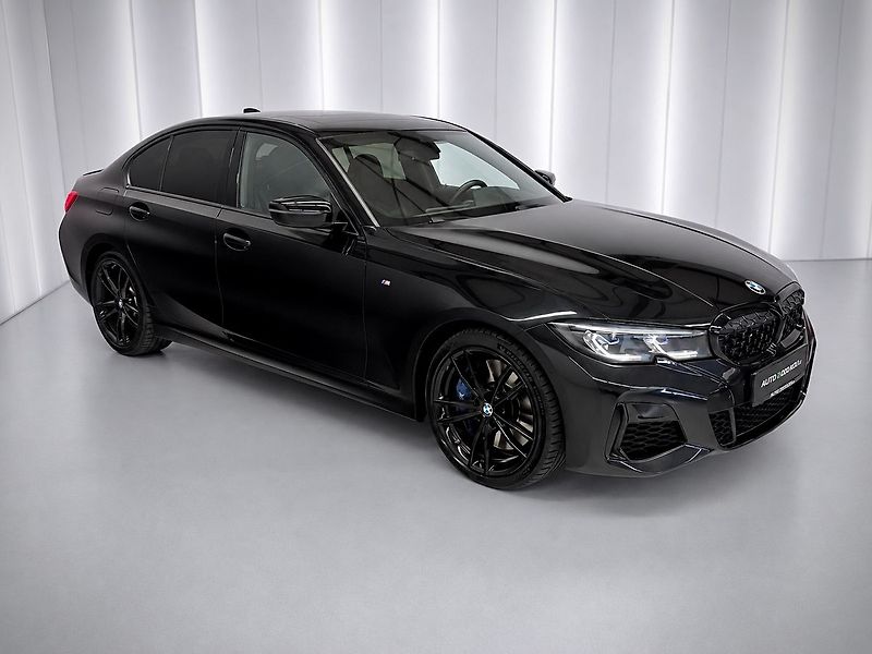 BMW Řada 3 340i xDrive, HUD, HARMAN/KARDO - fotka 3 z 27