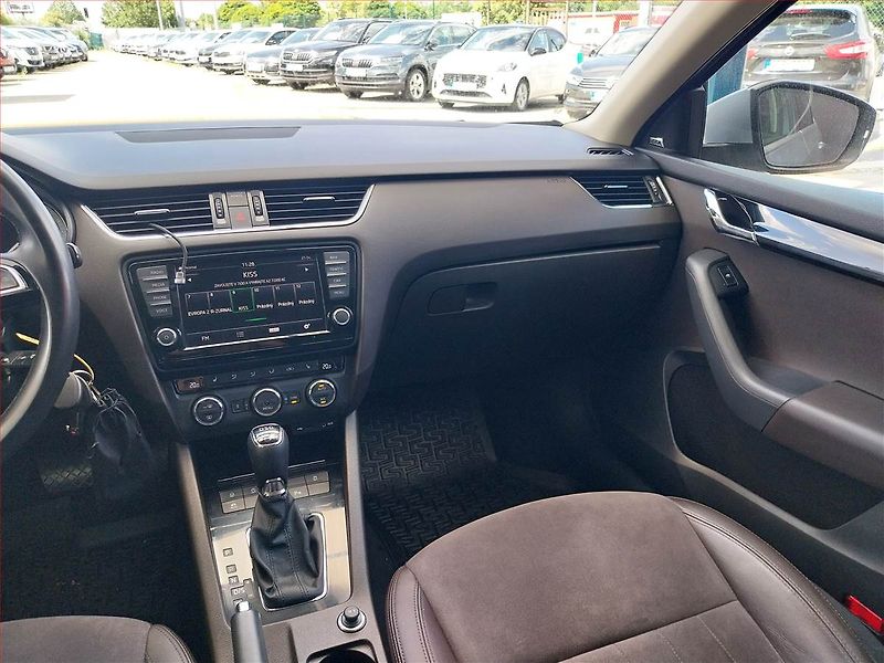 Škoda Octavia (2016) 2.0 TDI, 4X4, Automat - fotka 8 z 19