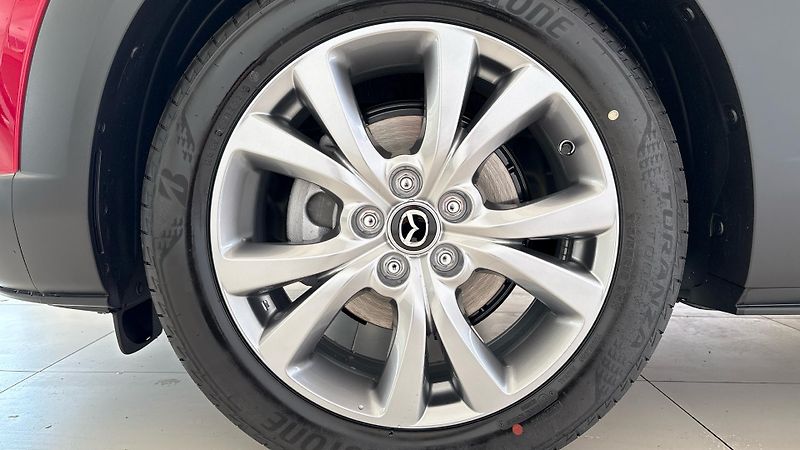Mazda CX-30 (2026) 2.5 G140 Centre-line AT - fotka 8 z 21