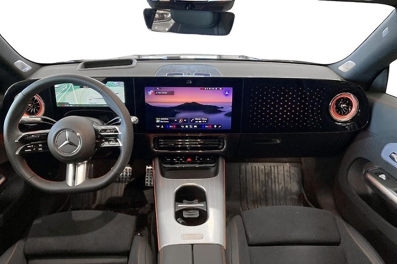 Mercedes-Benz CLA 250+ AMG Premium+ HuD Burm 360 - fotka 8 z 22