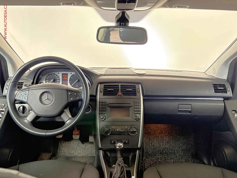 Mercedes-Benz Třídy B (2011) 1.5 i B160, Výhřev sed, TZ - fotka 8 z 14