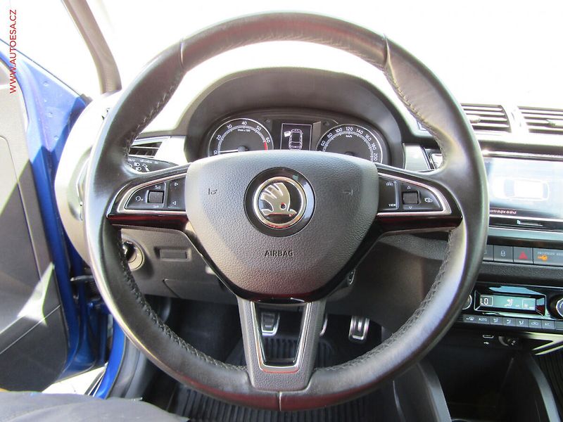 Škoda Fabia (2019) 1.0 TSi, ČR, Style, LED - fotka 16 z 17