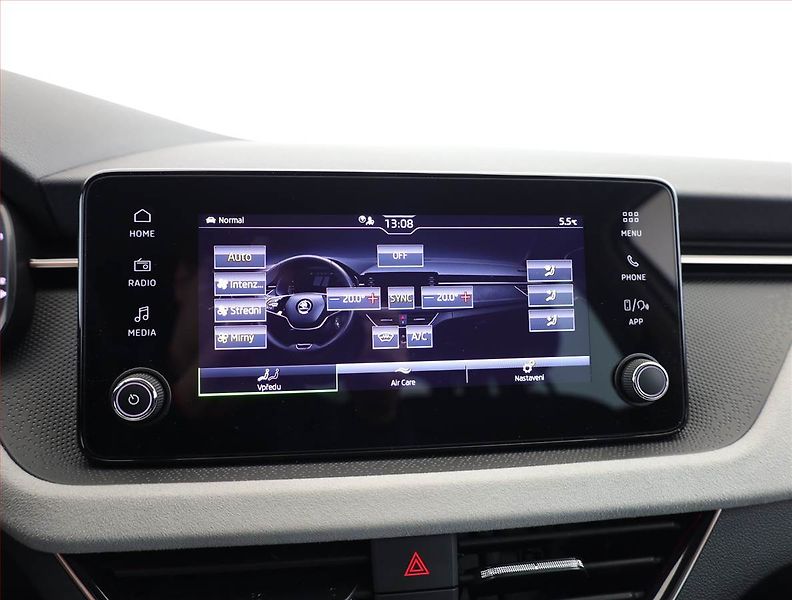 Škoda Scala (2024) Selection 1.0 TSI - fotka 16 z 21