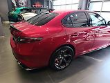 Alfa Romeo Giulia (2026) Quadrifoglio 2.9 V6 Turbo 520K - náhled 13
