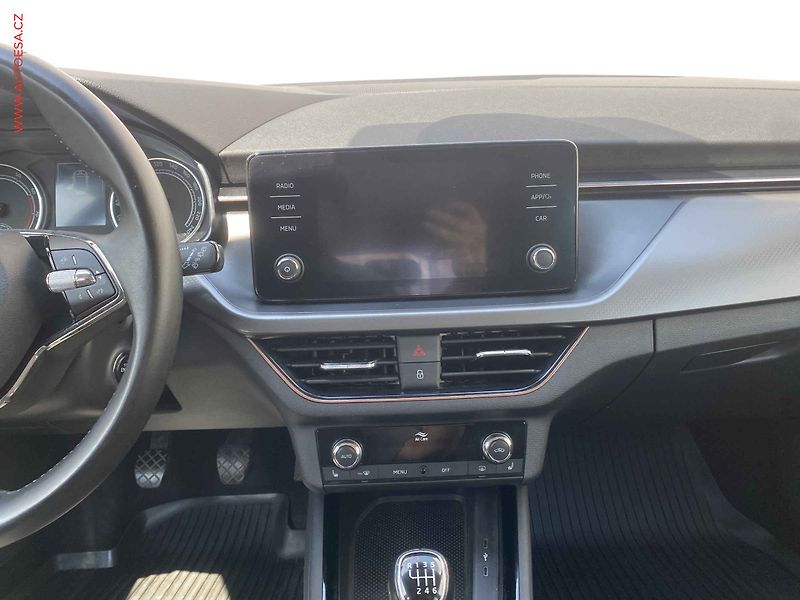 Škoda Scala (2023) 1.5 TSi, 1.maj,ČR, Style, LED - fotka 12 z 19