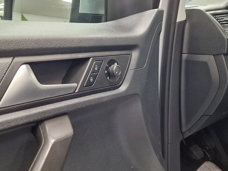 Volkswagen Caddy (2018) - fotka 18 z 62