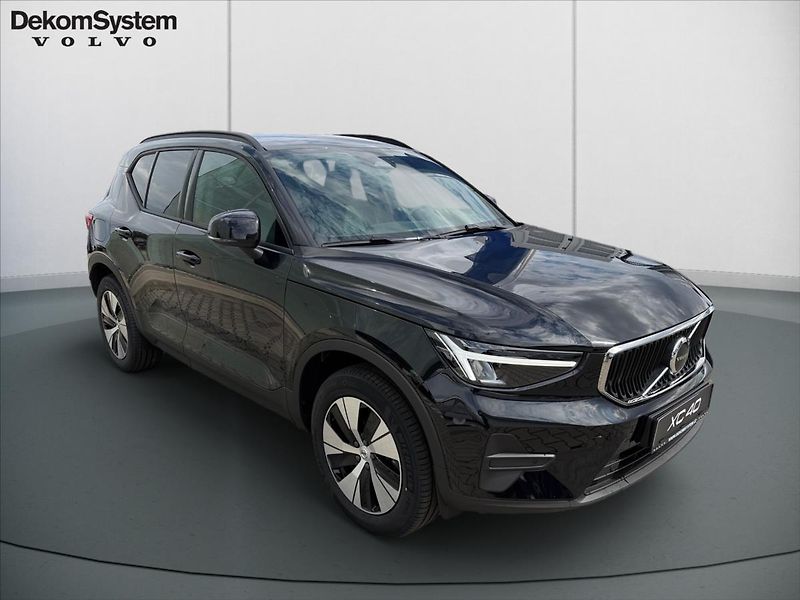 Volvo XC40 (2026) 2,0 B3 Core 8378 - fotka 2 z 13