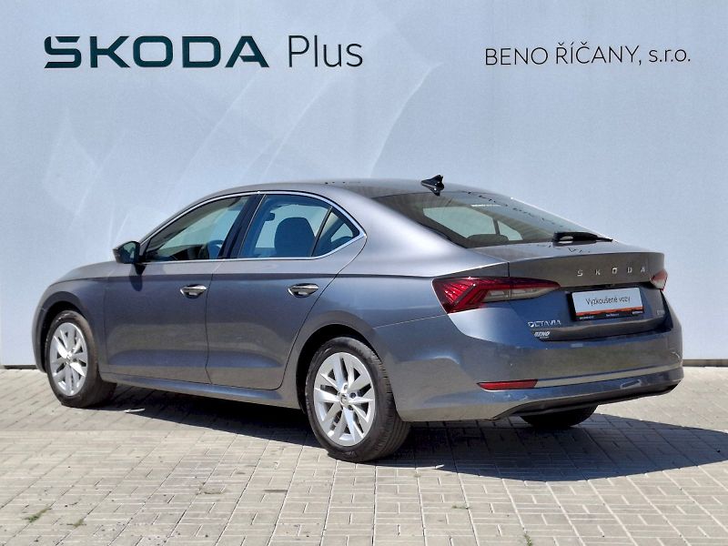Škoda Octavia (2022) Style DSG 1,5TSi 110kW - fotka 10 z 34