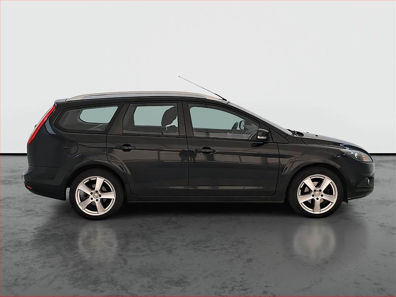 Ford Focus (2011) 1.6 TDCi, nová STK, Tažné - fotka 6 z 16