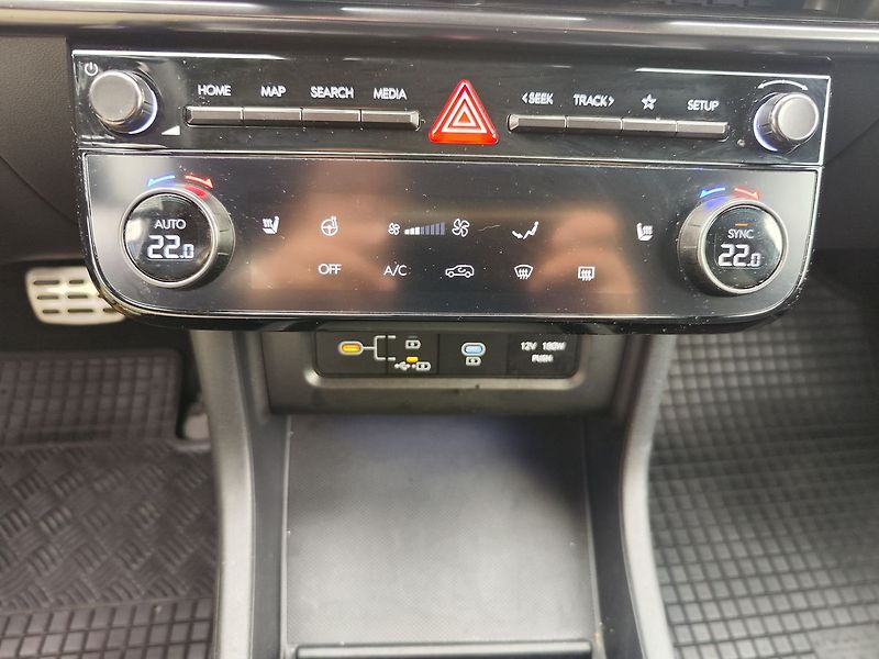 Hyundai Tucson 1.6 T-GDI/118kW N-Line STL DCT - fotka 27 z 38