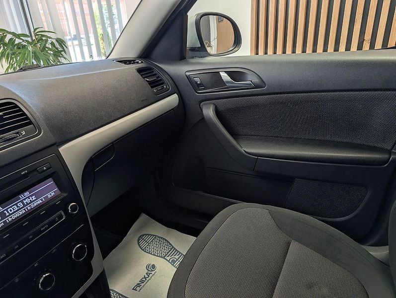 Škoda Yeti 2.0 TDI 4X4 - fotka 21 z 27