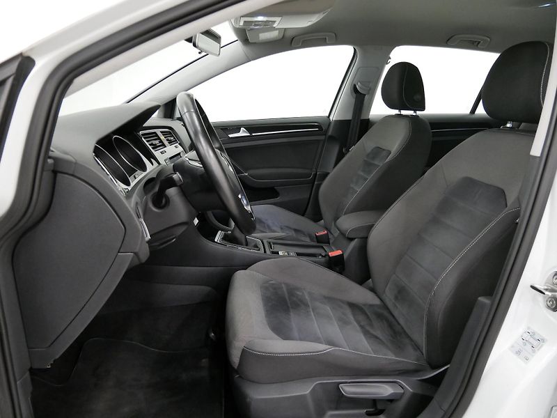 Volkswagen Golf - fotka 11 z 25