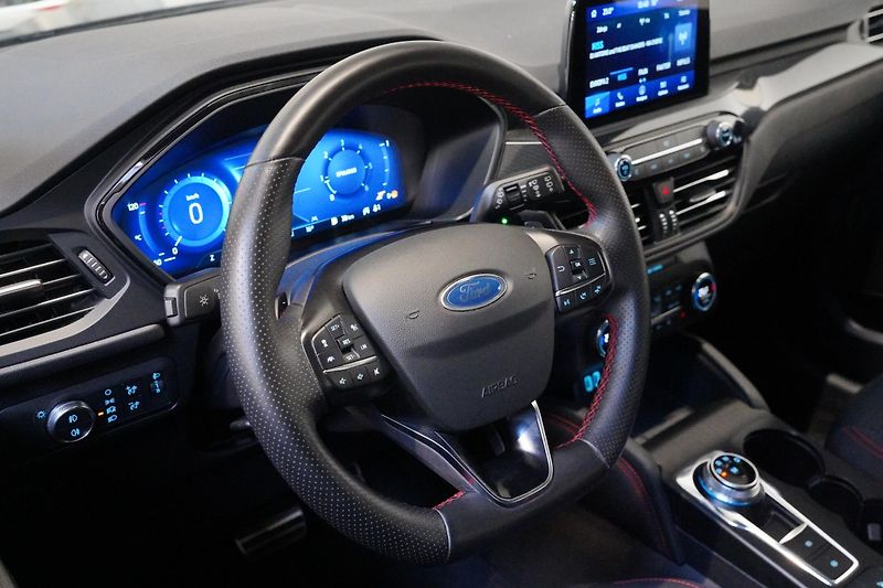 Ford Kuga - fotka 14 z 28