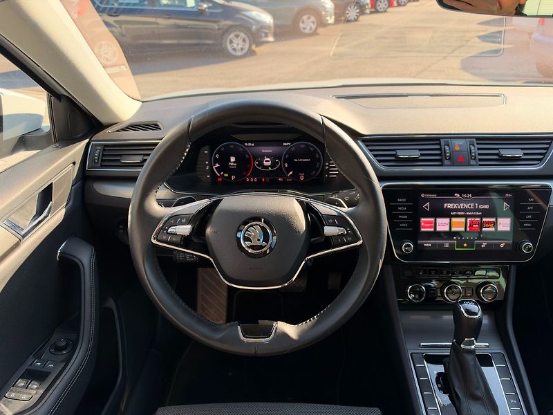 Škoda Superb (2021) Style 1.5 TSI DSG 110kW - fotka 14 z 37
