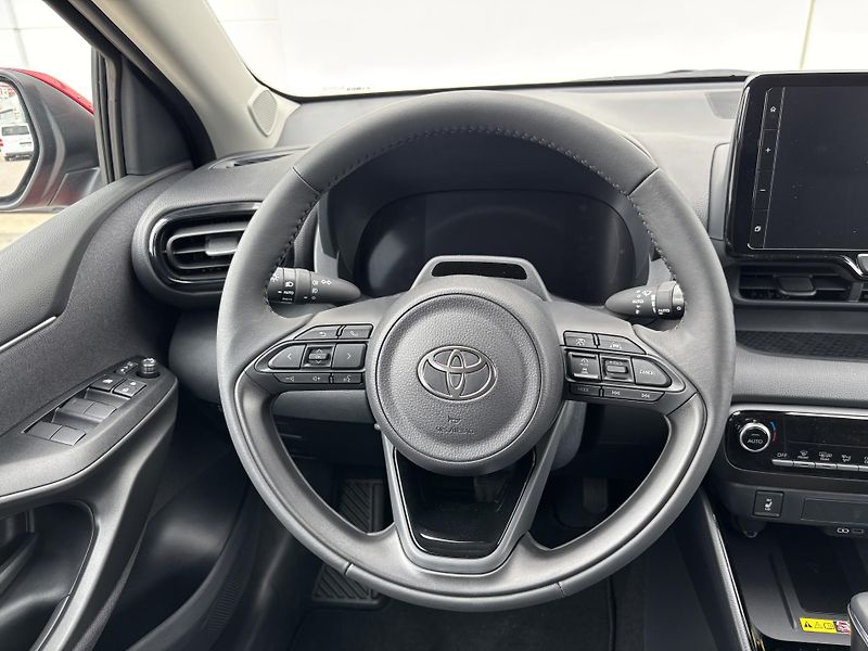 Toyota Yaris (2026) Style 1,5 HEV AT - fotka 6 z 14