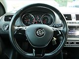Volkswagen Polo 1,2 TSi 66kW serviska, 2x kola - náhled 31