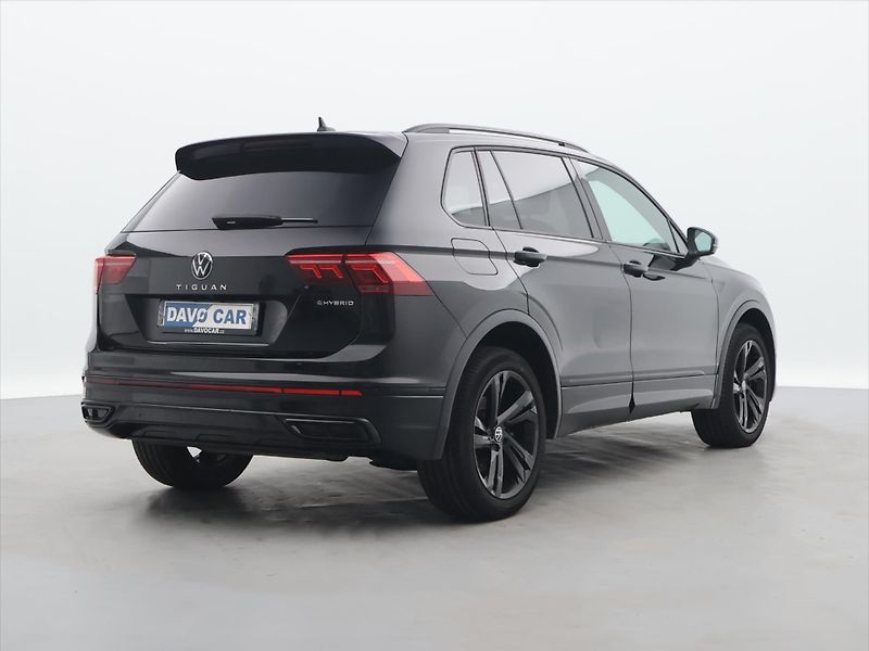 Volkswagen Tiguan 1,4 TSI PHEV 180kW R-Line DPH - fotka 7 z 33
