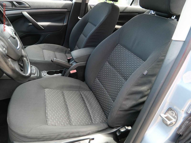 Škoda Octavia (2010) 1.2 TSi, servis.kniha - fotka 9 z 18