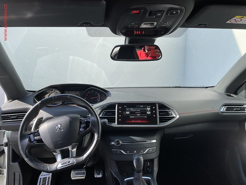 Peugeot 308 (2017) 2.0 HDi, GT, AT, LED, panor - fotka 8 z 23