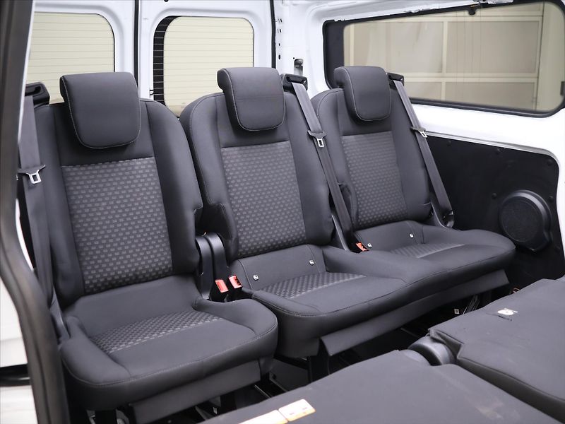 Ford Transit Custom 2,0 EcoBlue 95kW DPH CZ - fotka 10 z 28