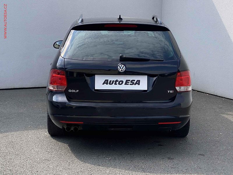Volkswagen Golf (2011) 1.4 TSi, Comfortline - fotka 5 z 18