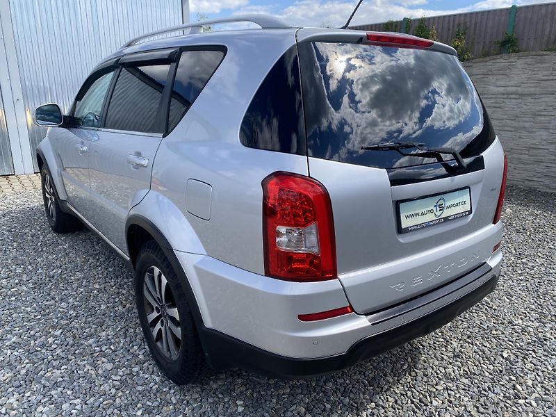 SsangYong Rexton 2.0CD-i 4x4 7M MAN 155PS 170KM - fotka 13 z 151