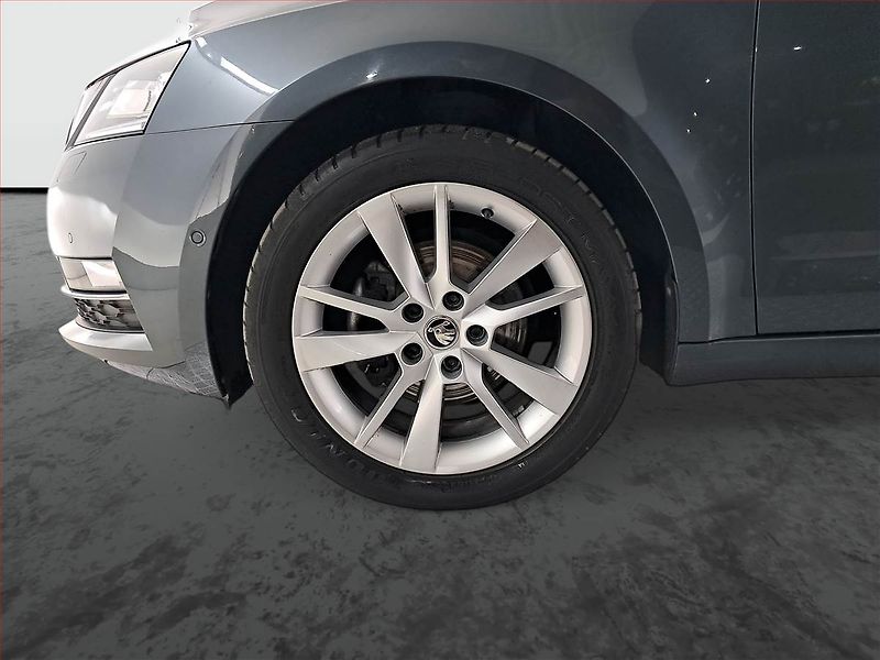 Škoda Octavia (2018) Style Plus 1.0 TSI, Serv.kniha - fotka 15 z 22