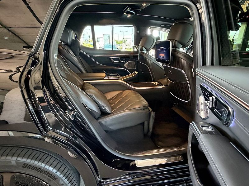 Mercedes-Benz EQS 680 4MATIC MAYBACH SUV - fotka 19 z 30