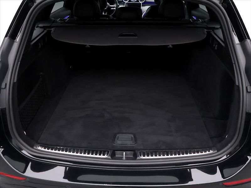 Mercedes-Benz Třídy C 2.0 220d 147kW AMG-Line - fotka 10 z 30