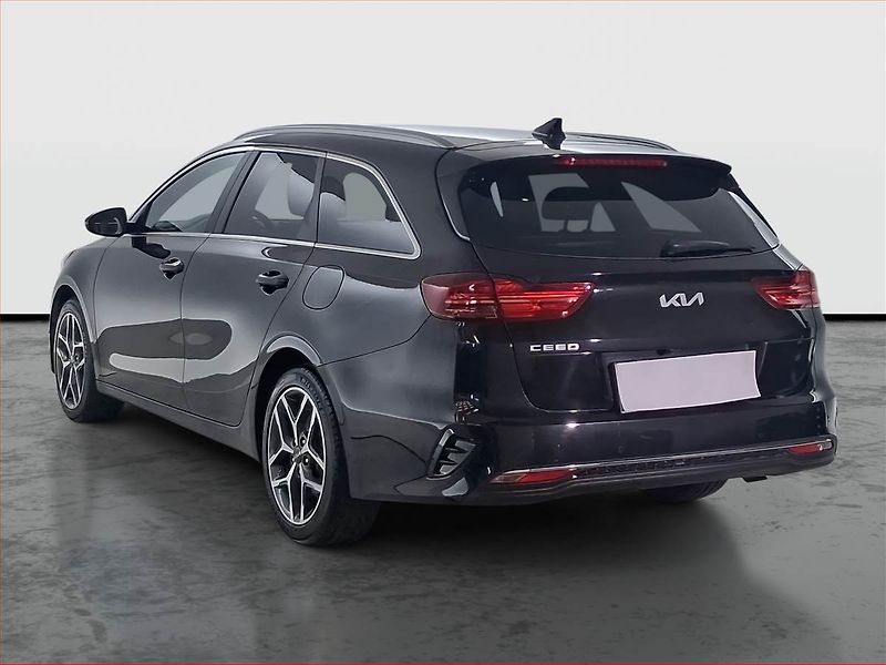 Kia Ceed (2025) 1.5 T-GDI - fotka 4 z 16